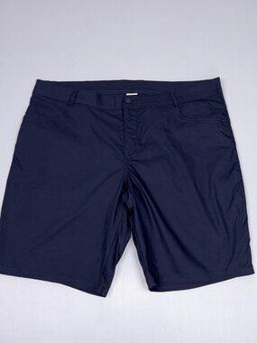 QUECHUA men's shorts size 2XL